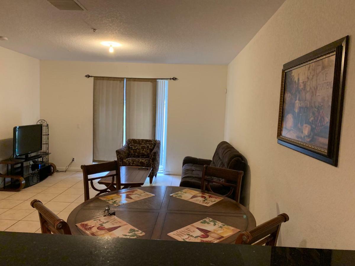 Bedroom Suite In Lauderdale Lakes Townhome Fort Lauderdale Kültér fotó